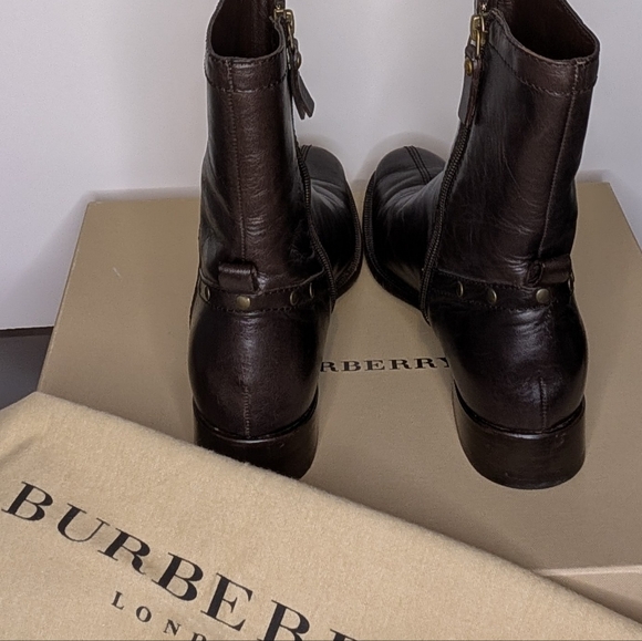 Burberry Booties - Picture 2 of 5